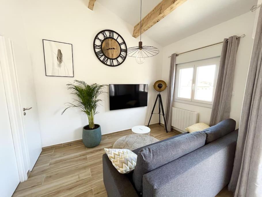 Duplex Centre Ville - 50M De La Plage - Clim - Garage - Netflix Le Grau-du-Roi Exterior photo